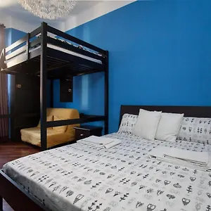 Colorful Apt In Milaan